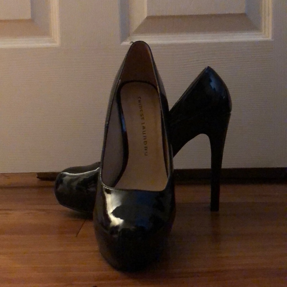 Chinese Laundry Women’s Shoe